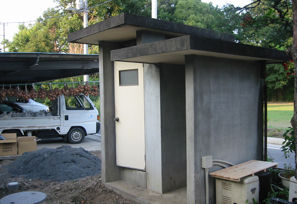 トイレ工事前